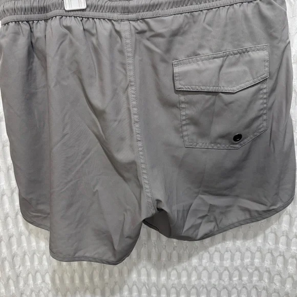 Maamgic Hybrid Gray Athletic Men's Lined 4” Shorts - Picture 3 of 6